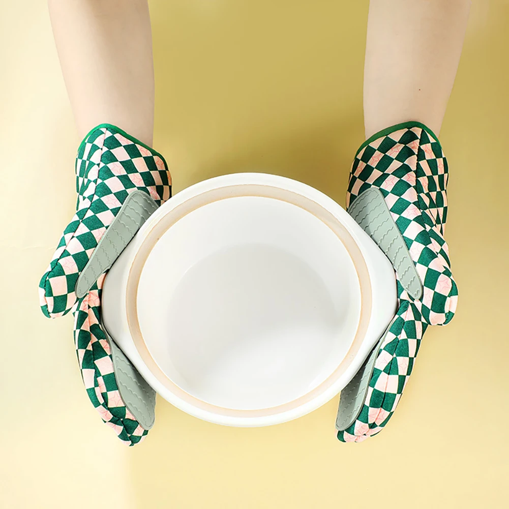 قفازات سيليكون للفرن مقاومة لل - مراجعة Kitchen Baking Gloves وسعره